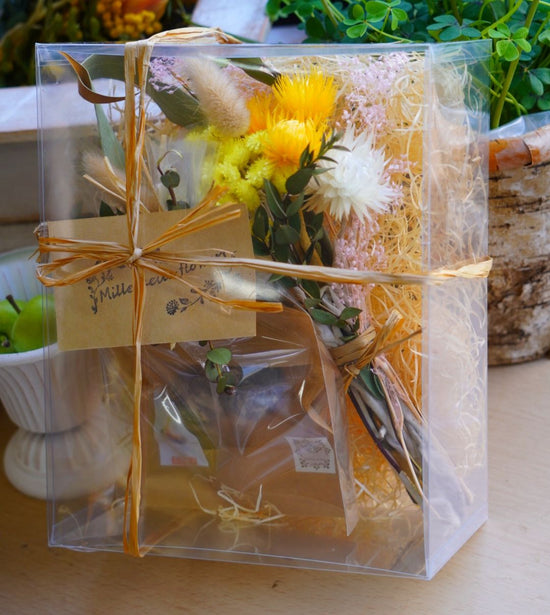 ドライフラワーと工芸茶セット（ギフト用）